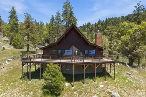 Exterior - 26660 Cedar Creek Ct, Tehachapi, CA 93561 photo 2 of 12