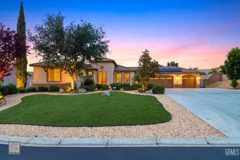 13502 Tuscany Villas Dr, Bakersfield, CA 93306