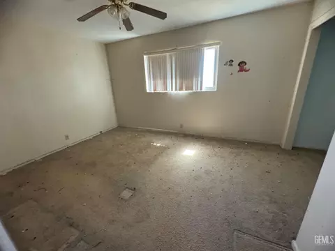 503 Van Buren, Taft, CA 93268 photo 7