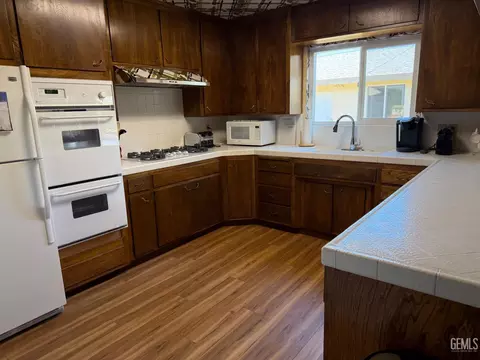Kitchen - 2324 9th St, Wasco, CA 93280 photo 1 of 3