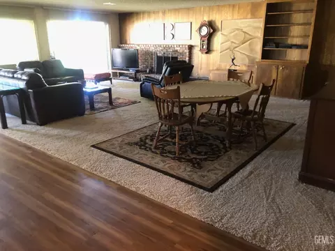 Living - 2324 9th St, Wasco, CA 93280 photo 4 of 4