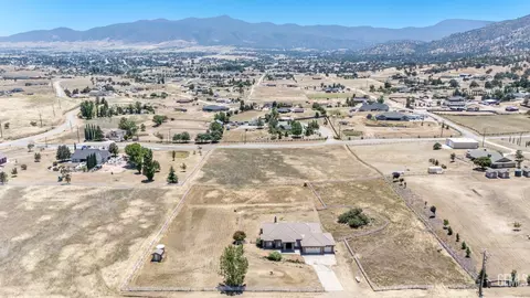 View/Area - 20900 Fallen Leaf Dr, Tehachapi, CA 93561 photo 12 of 19