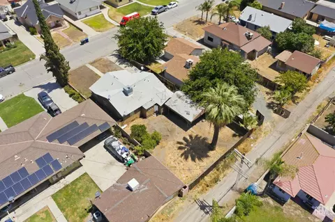 View/Area - 161 W 2 Nd, Buttonwillow, CA 93206 photo 6 of 7