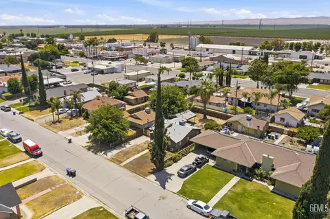 View/Area - 161 W 2 Nd, Buttonwillow, CA 93206 photo 4 of 7