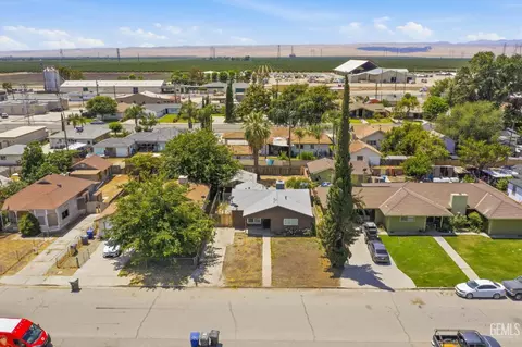 View/Area - 161 W 2 Nd, Buttonwillow, CA 93206 photo 2 of 7