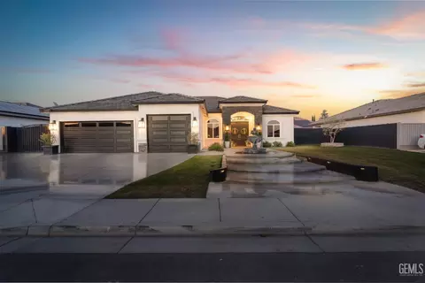1008 Eckmann St, Shafter, CA 93263