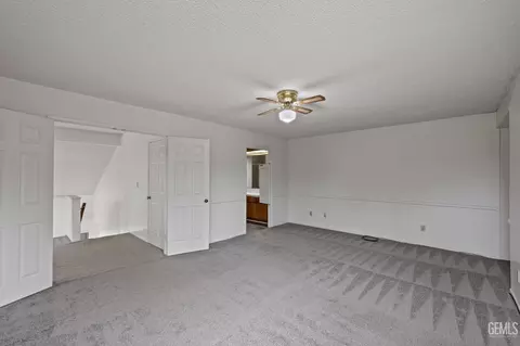 Bedroom - 18520 Glenview Ct, Tehachapi, CA 93561 photo 7 of 9