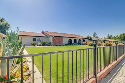 5609 Fruitvale Ave, Bakersfield, CA 93308