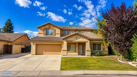 10820 Eagle Vista Dr, Bakersfield, CA 93311