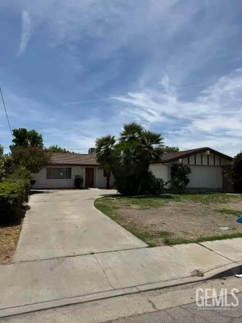 2317 Belvedere Ave, Bakersfield, CA 93304