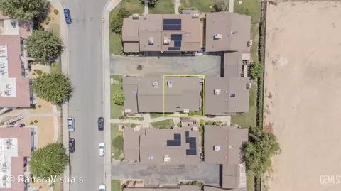 View/Area - 5401 Midsummer Dr #B, Bakersfield, CA 93308 photo 3 of 3