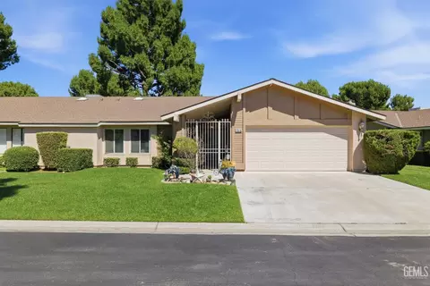 1700 Ashe Rd #36, Bakersfield, CA 93309
