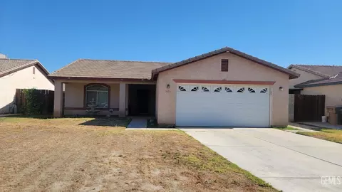 1422 Innsbruck Dr, Bakersfield, CA 93307