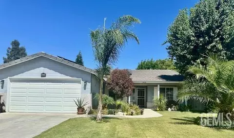 5410 Rockwell Dr, Bakersfield, CA 93308