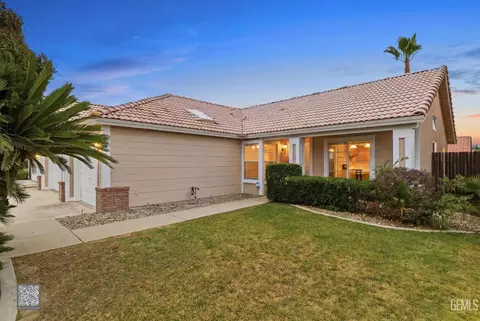 4307 Bareback Ln, Bakersfield, CA 93312