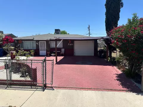 1205 Ralston St, Bakersfield, CA 93307