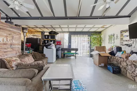 Other - 341 Plumtree Dr, Arvin, CA 93203 photo 5 of 8