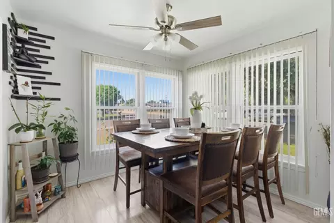 Dining - 341 Plumtree Dr, Arvin, CA 93203 photo 1 of 2