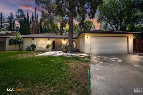 6605 Chukkar Ln, Bakersfield, CA 93309