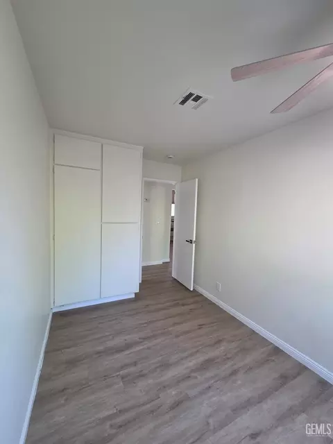 Bedroom - 30040 Jamaica Dunes Dr, Tehachapi, CA 93561 photo 3 of 3