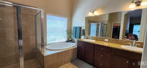 Other - 9206 Red Pine Dr, Shafter, CA 93263 photo 3 of 5