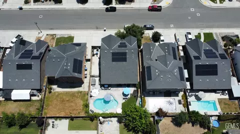 View/Area - 9206 Red Pine Dr, Shafter, CA 93263 photo 3 of 3
