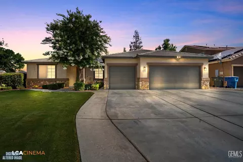 9522 Empire State Dr, Bakersfield, CA 93311