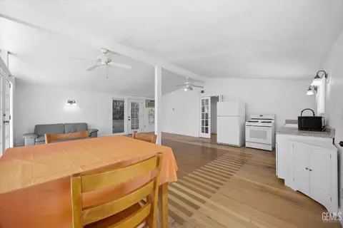 Other - 511 Harding Ave, Taft, CA 93268 photo 4 of 7