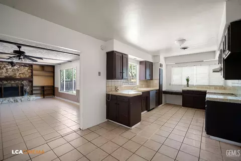 Other - 295 Elm St, Shafter, CA 93263 photo 4 of 5