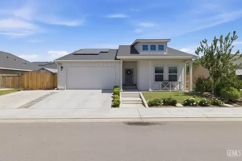 9710 Cotton Creek Dr, Shafter, CA 93263