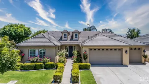 118 Guilden Grove Way, Bakersfield, CA 93312
