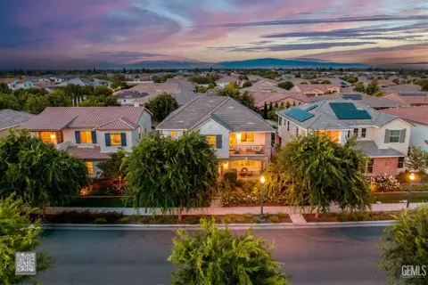 3712 Windermere St, Bakersfield, CA 93311