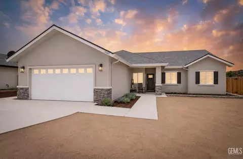 18401 Ghost Town St, Tehachapi, CA 93561