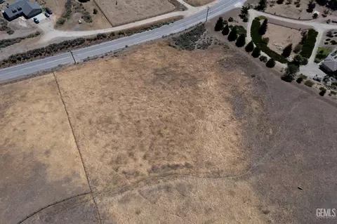 0 Cumberland Rd, Tehachapi, CA 93561 photo 2