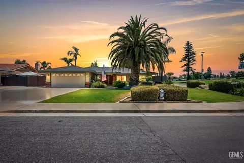 9113 Bear Creek Rd, Bakersfield, CA 93311