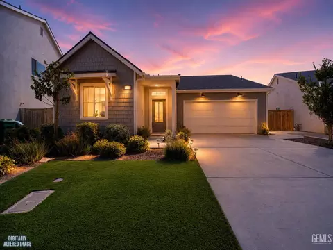 9001 Lily Crest Way, Shafter, CA 93263