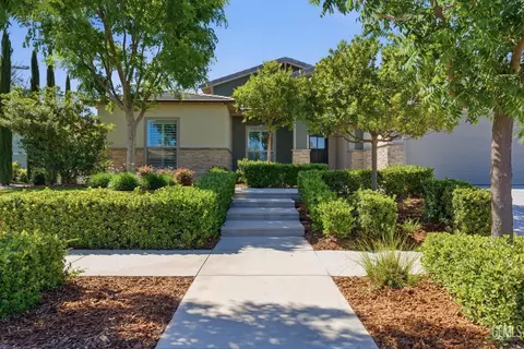 13529 Stonethwaite Ln, Bakersfield, CA 93311