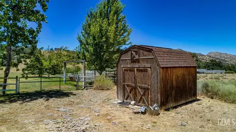 Exterior - 21441 State Highway 202, Tehachapi, CA 93561 photo 8 of 8