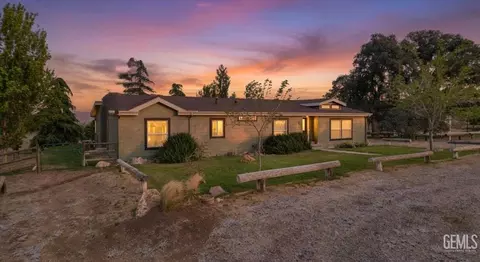Exterior - 21441 State Highway 202, Tehachapi, CA 93561 photo 3 of 8