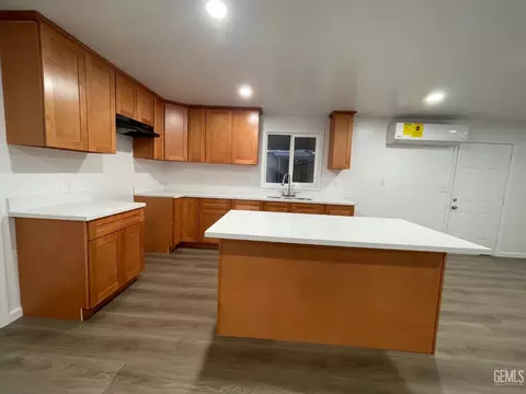 16 Torrey Pine Ln, Bakersfield, CA 93308 photo 11