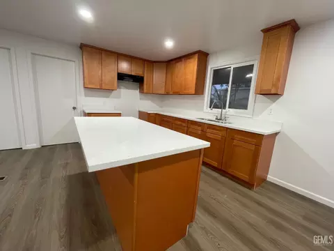 16 Torrey Pine Ln, Bakersfield, CA 93308 photo 10
