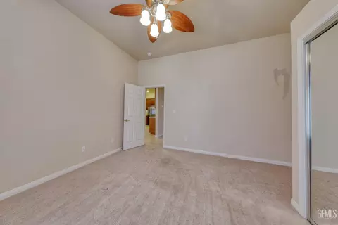 Bedroom - 23780 Coyote Ct, Tehachapi, CA 93561 photo 3 of 4