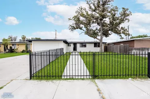 132 Morrison St, Bakersfield, CA 93309