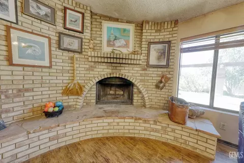 Other - 28220 Black Gold Way, Tehachapi, CA 93561 photo 4 of 15