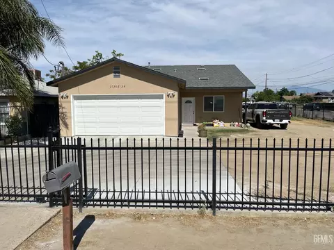 2120 S M St, Bakersfield, CA 93304