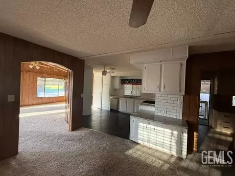 Living - 505 45th St, Bakersfield, CA 93301 photo 1 of 3