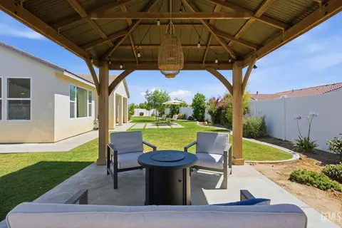 Exterior - 2023 Risborough Ct, Bakersfield, CA 93311 photo 9 of 19