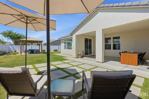 Exterior - 2023 Risborough Ct, Bakersfield, CA 93311 photo 12 of 19