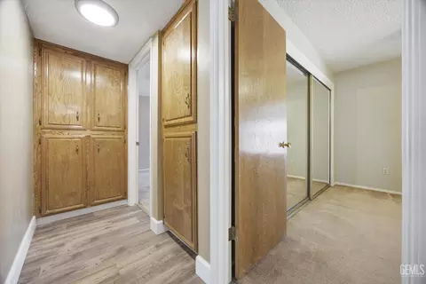 Entry Way - 5306 Deville Ct, Bakersfield, CA 93308 photo 5 of 7