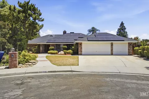Exterior - 5306 Deville Ct, Bakersfield, CA 93308 photo 3 of 12